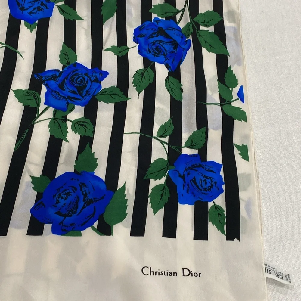 Christian Dior stole scarf 🧣 silk blue roses 🌹 vintage 80’s 58” by 11.5”